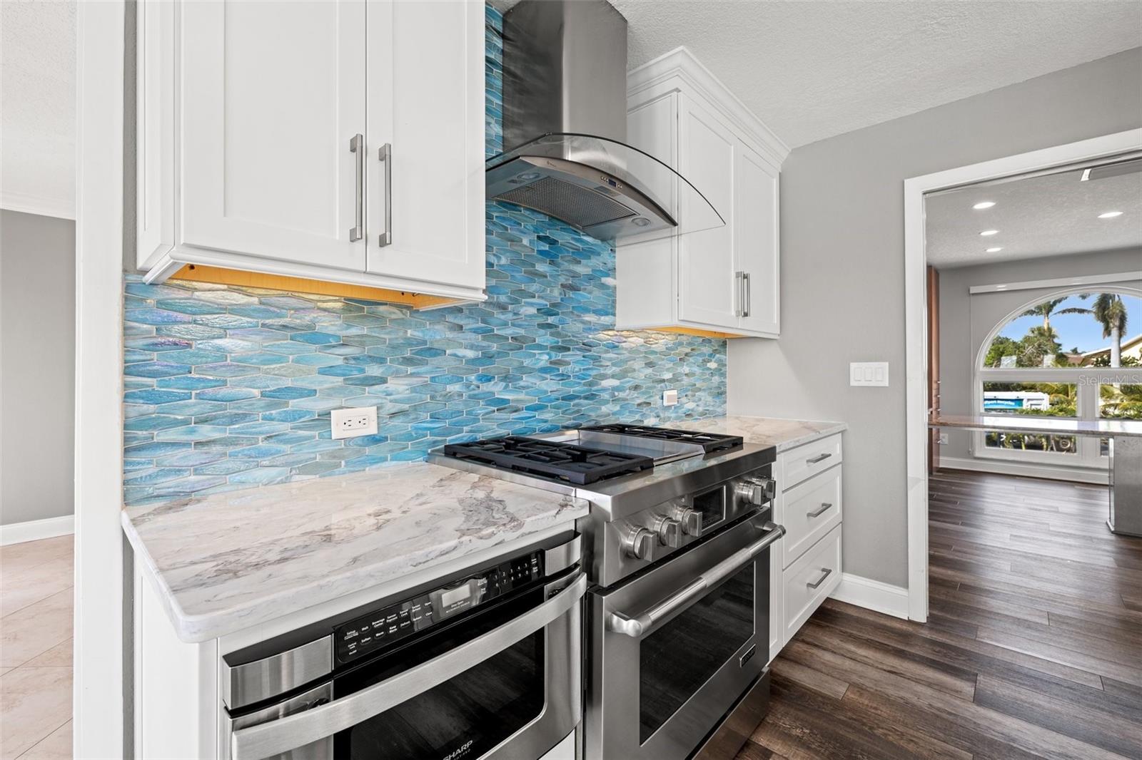 5925 SEABIRD DR S, GULFPORT, FL, 33707