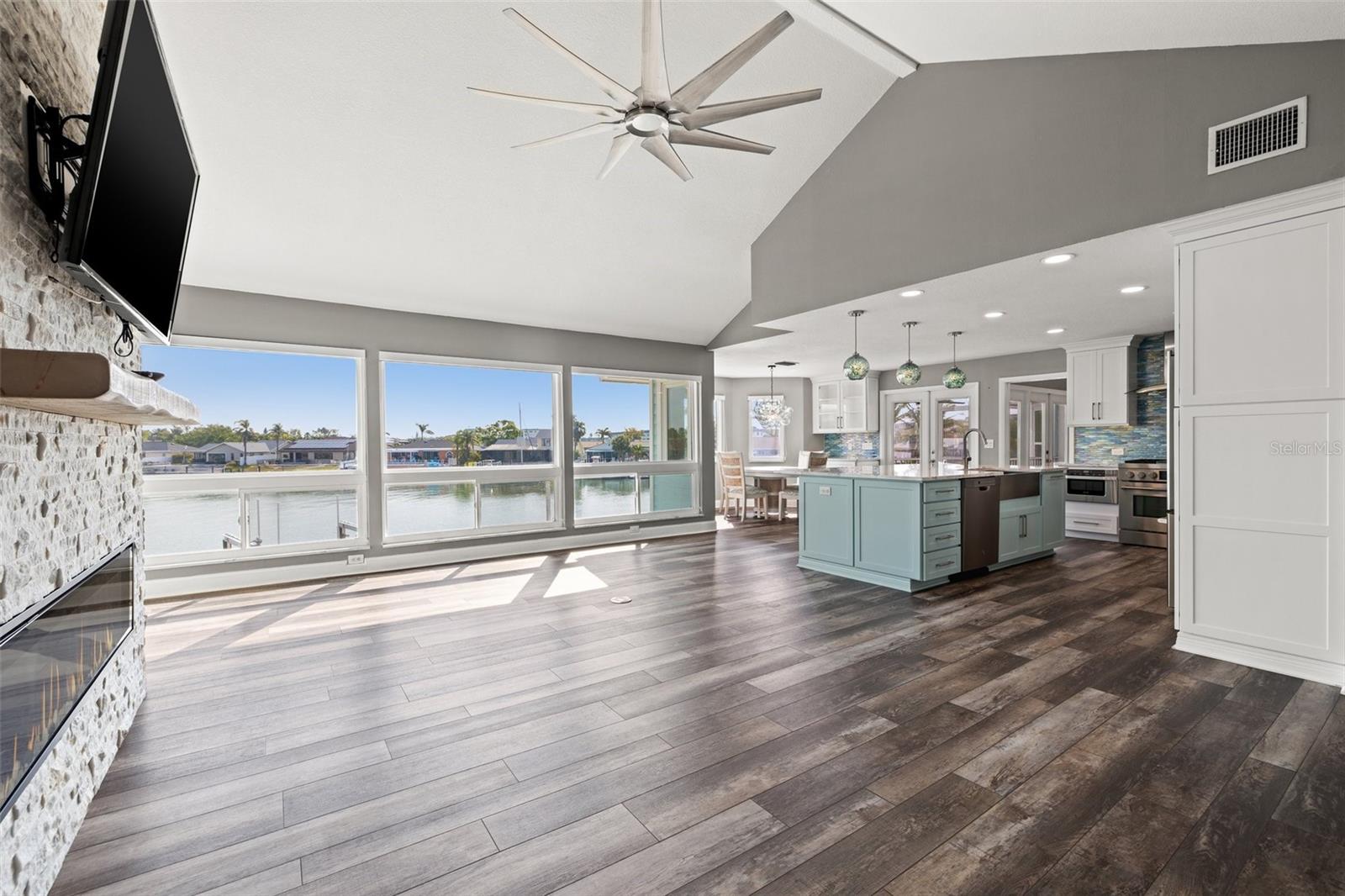 5925 SEABIRD DR S, GULFPORT, FL, 33707