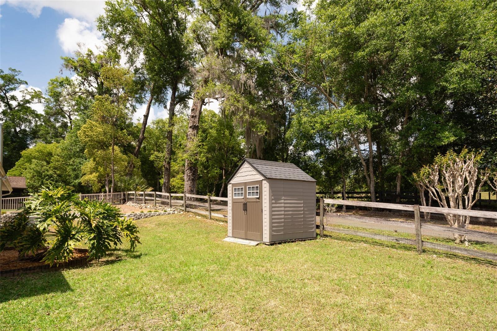 735 OAK TER, ORANGE CITY, FL, 32763