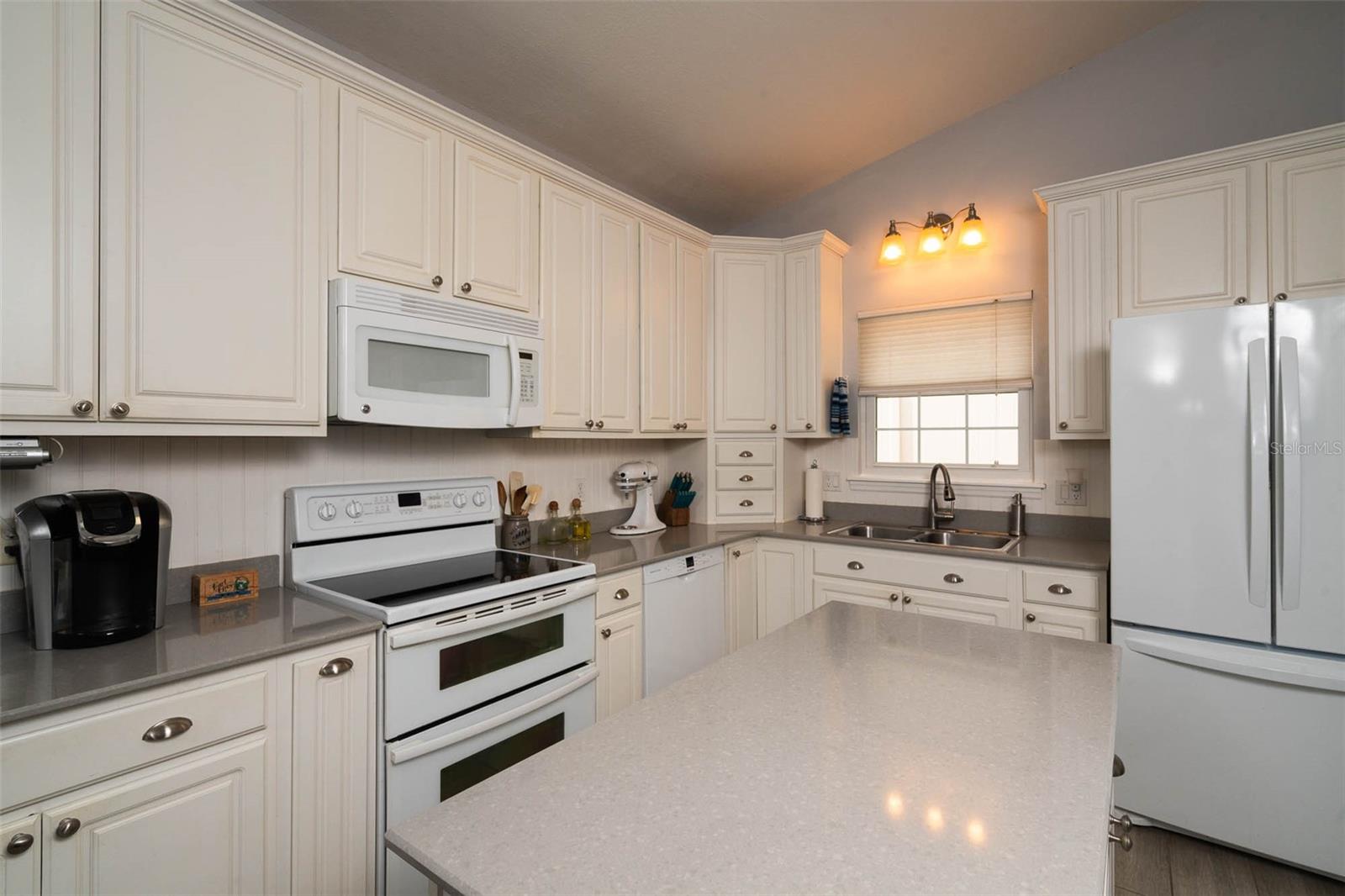 735 OAK TER, ORANGE CITY, FL, 32763