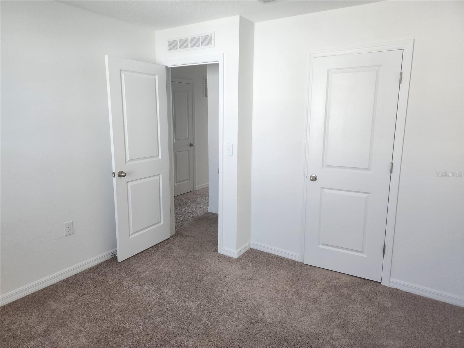 811 GRANDIN ST, DAVENPORT, FL, 33837