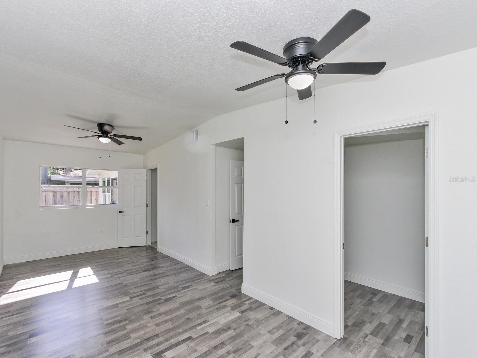 913 BUCKWOOD DR, ORLANDO, FL, 32806