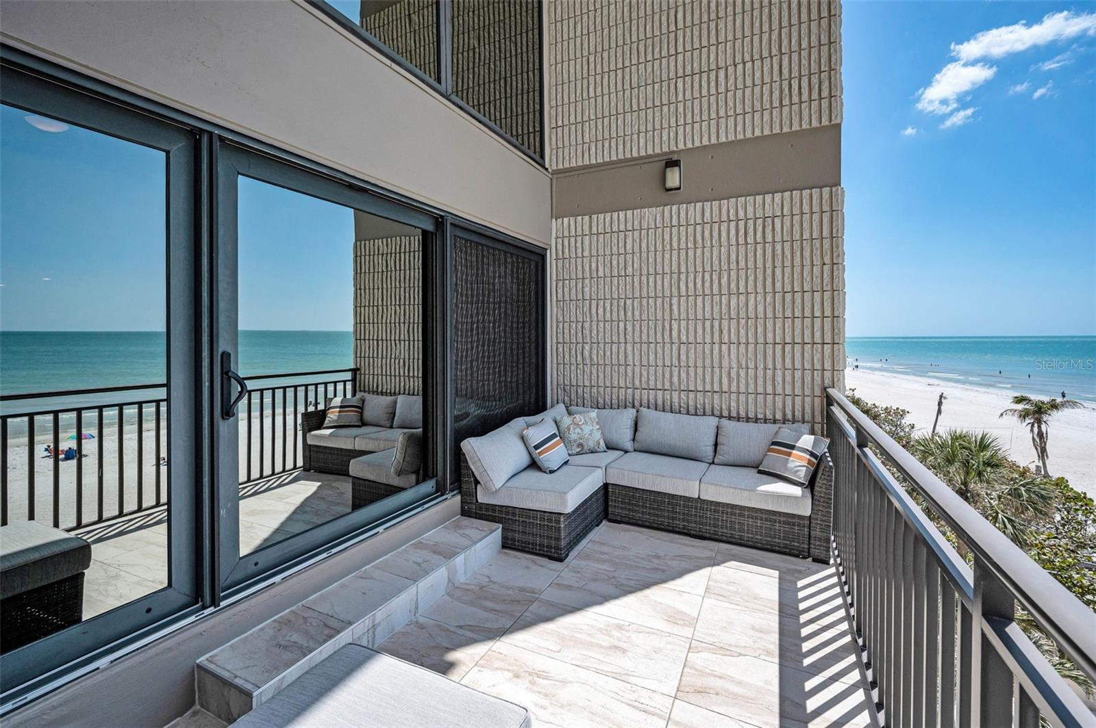 19700 GULF BLVD #403, INDIAN SHORES, FL, 33785