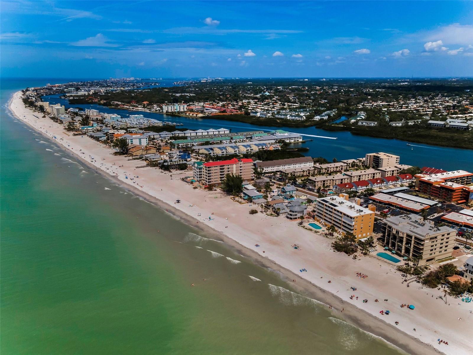 19700 GULF BLVD #403, INDIAN SHORES, FL, 33785