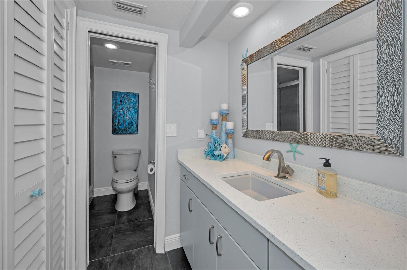 19700 GULF BLVD #403, INDIAN SHORES, FL, 33785