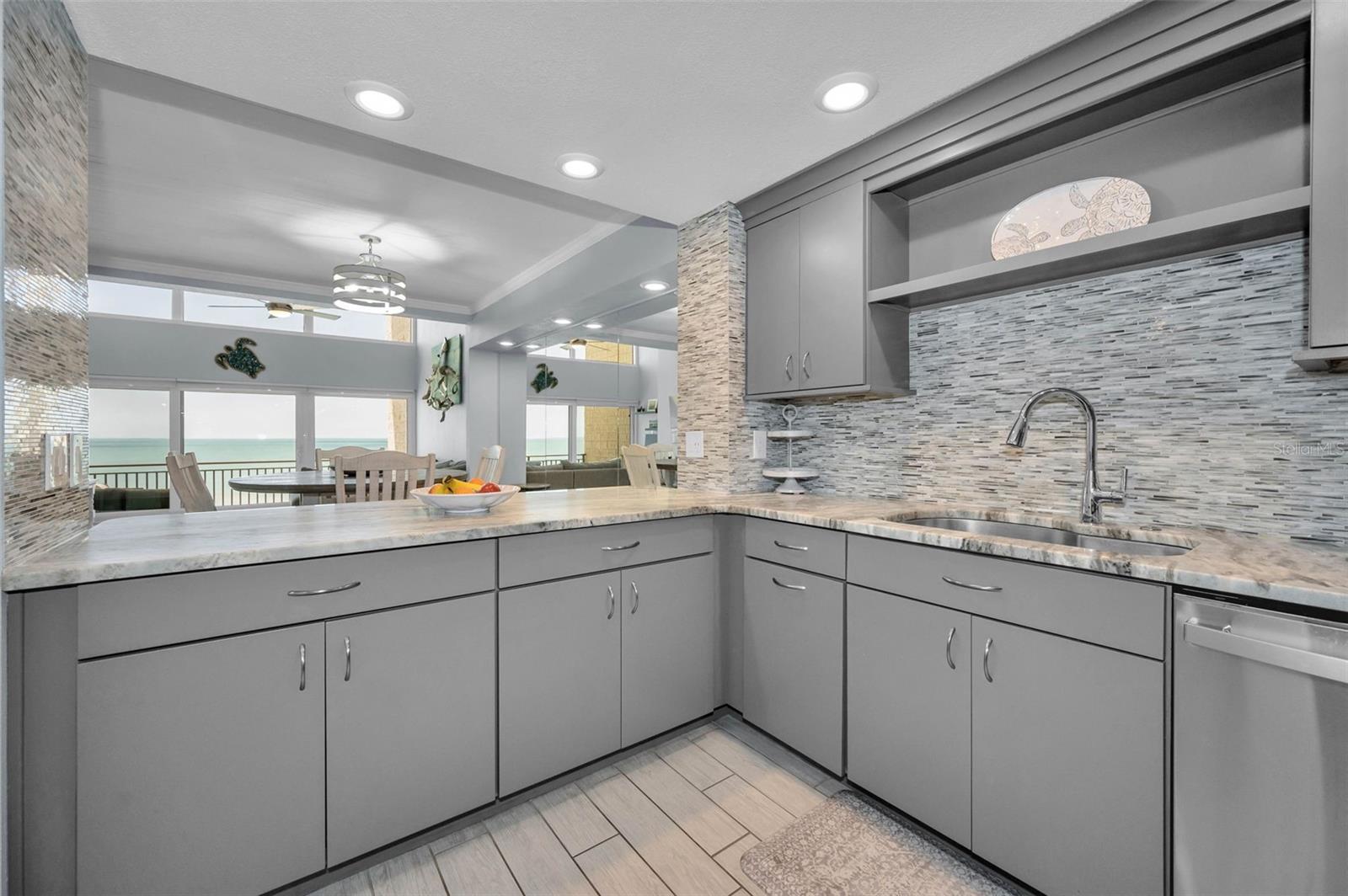 19700 GULF BLVD #403, INDIAN SHORES, FL, 33785