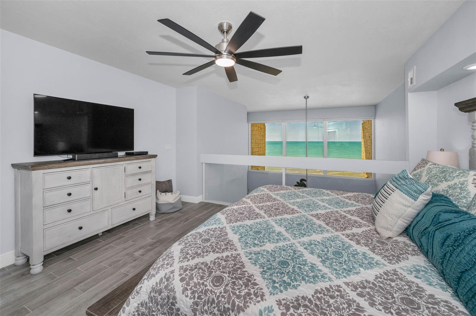 19700 GULF BLVD #403, INDIAN SHORES, FL, 33785