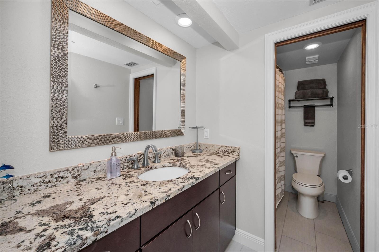 19700 GULF BLVD #403, INDIAN SHORES, FL, 33785