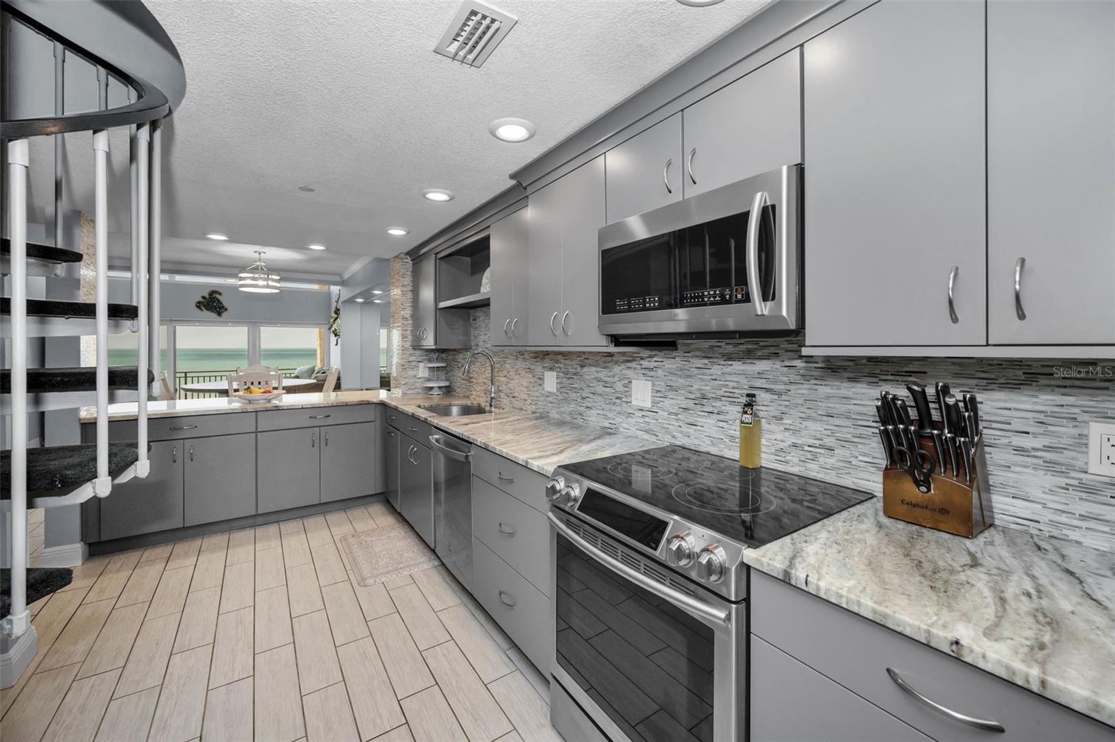 19700 GULF BLVD #403, INDIAN SHORES, FL, 33785