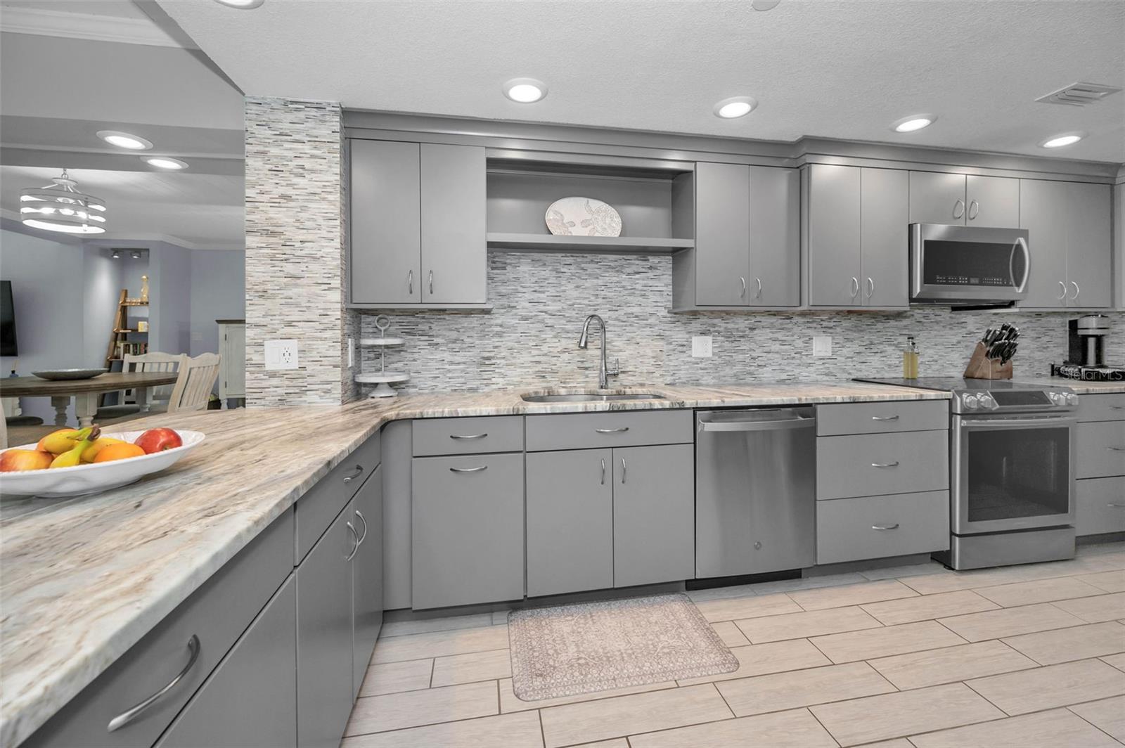 19700 GULF BLVD #403, INDIAN SHORES, FL, 33785