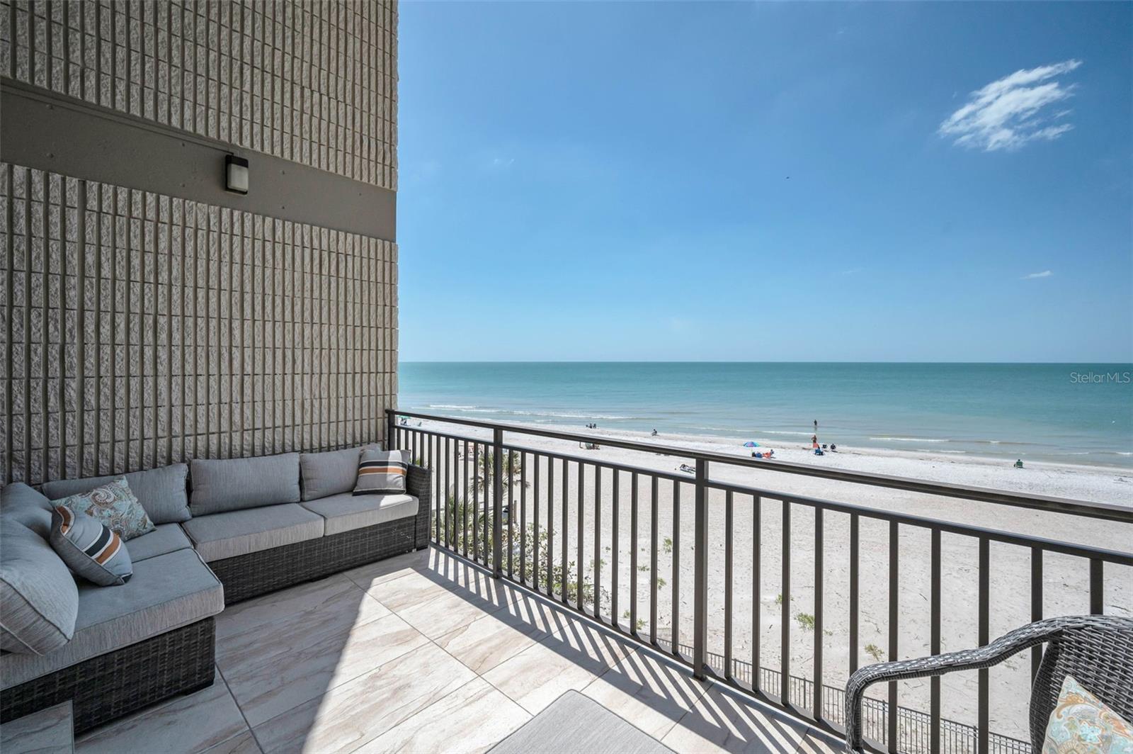 19700 GULF BLVD #403, INDIAN SHORES, FL, 33785