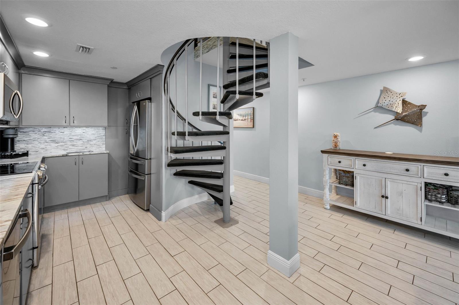 19700 GULF BLVD #403, INDIAN SHORES, FL, 33785