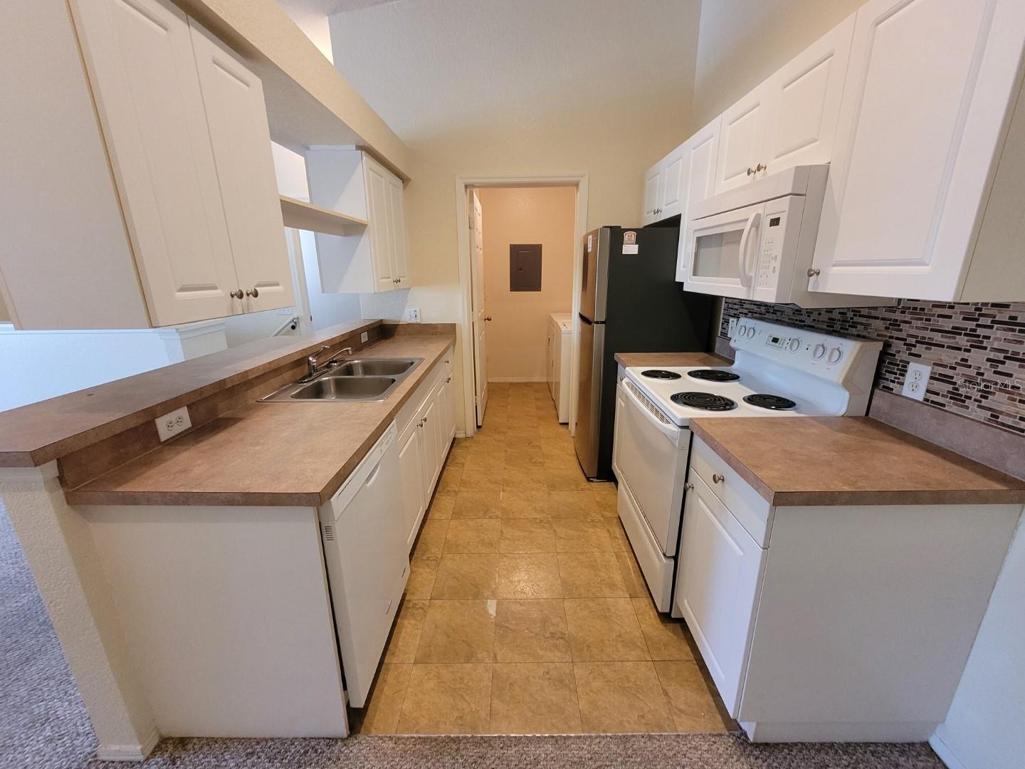 5934 BRICKLEBERRY LN #202, ZEPHYRHILLS, FL, 33541