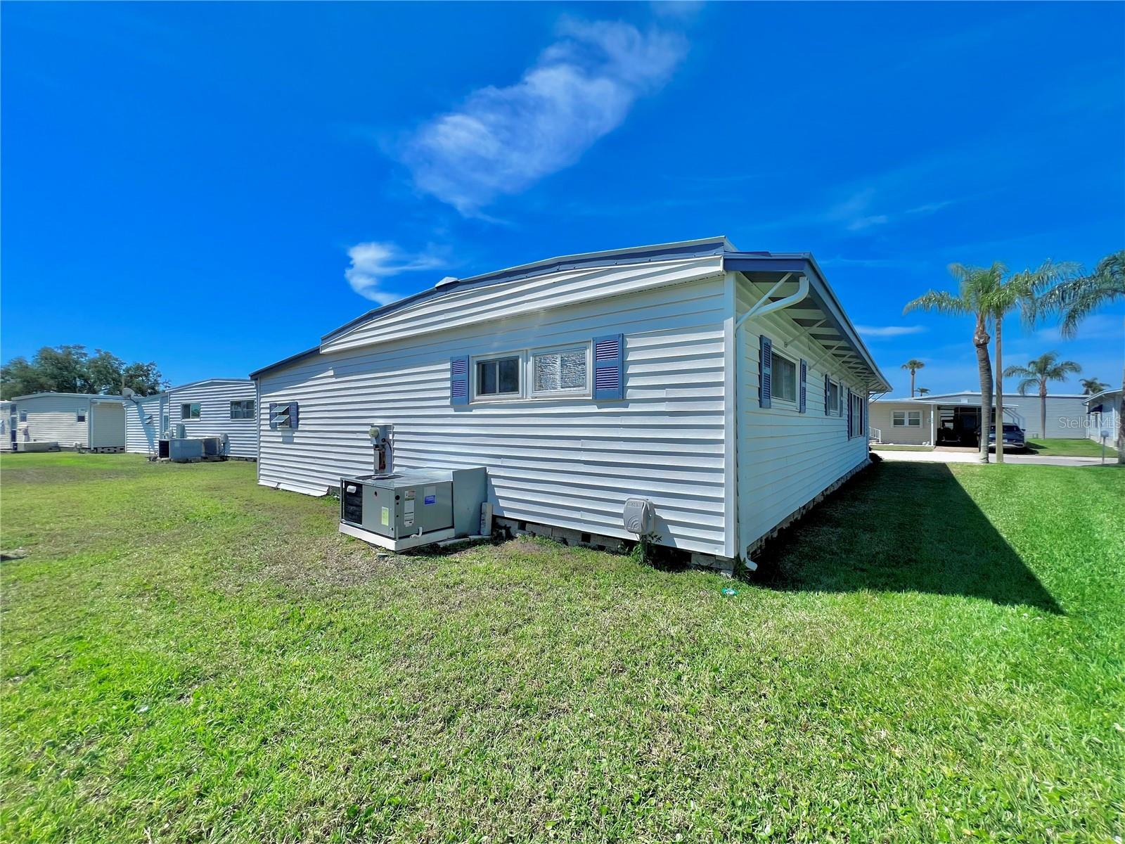 1100 BELCHER RD S #523, LARGO, FL, 33771