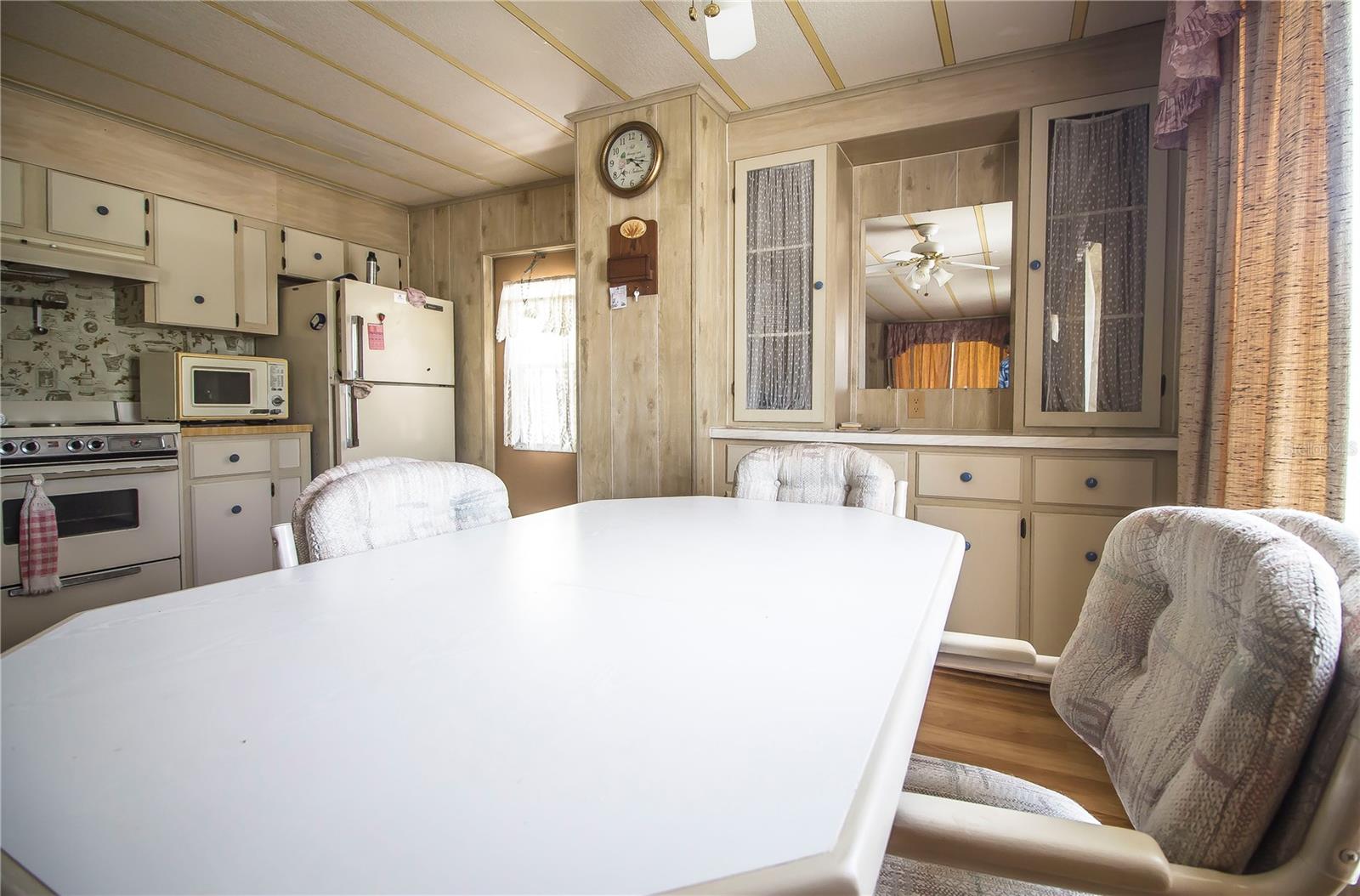 846 OAKWOOD DR, TARPON SPRINGS, FL, 34689