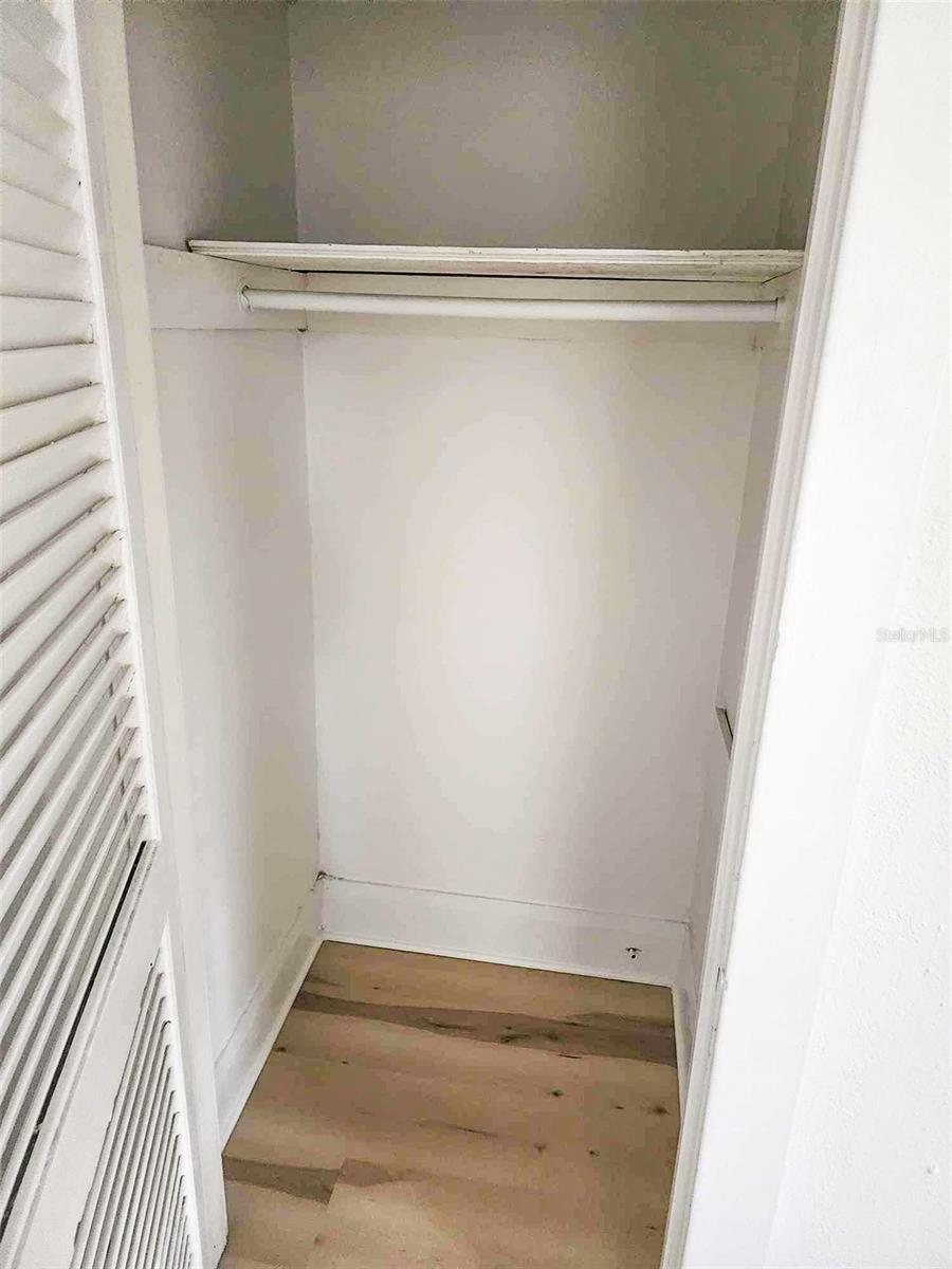 503 W IDLEWILD AVE, TAMPA, FL, 33604