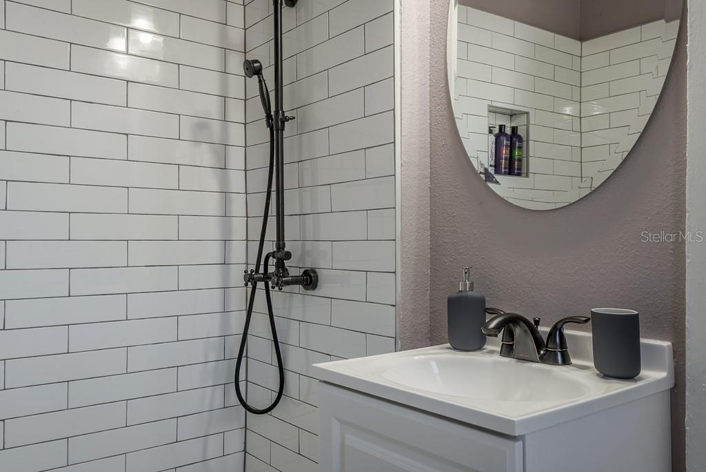 503 W IDLEWILD AVE, TAMPA, FL, 33604