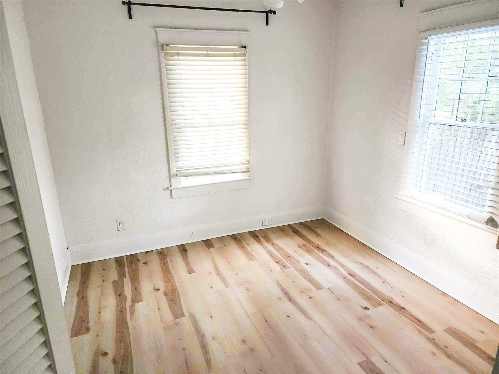 503 W IDLEWILD AVE, TAMPA, FL, 33604