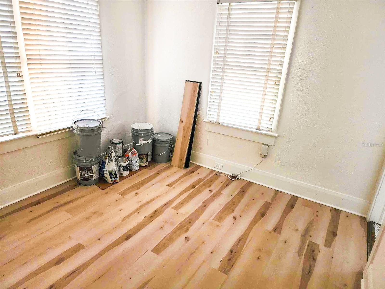 503 W IDLEWILD AVE, TAMPA, FL, 33604