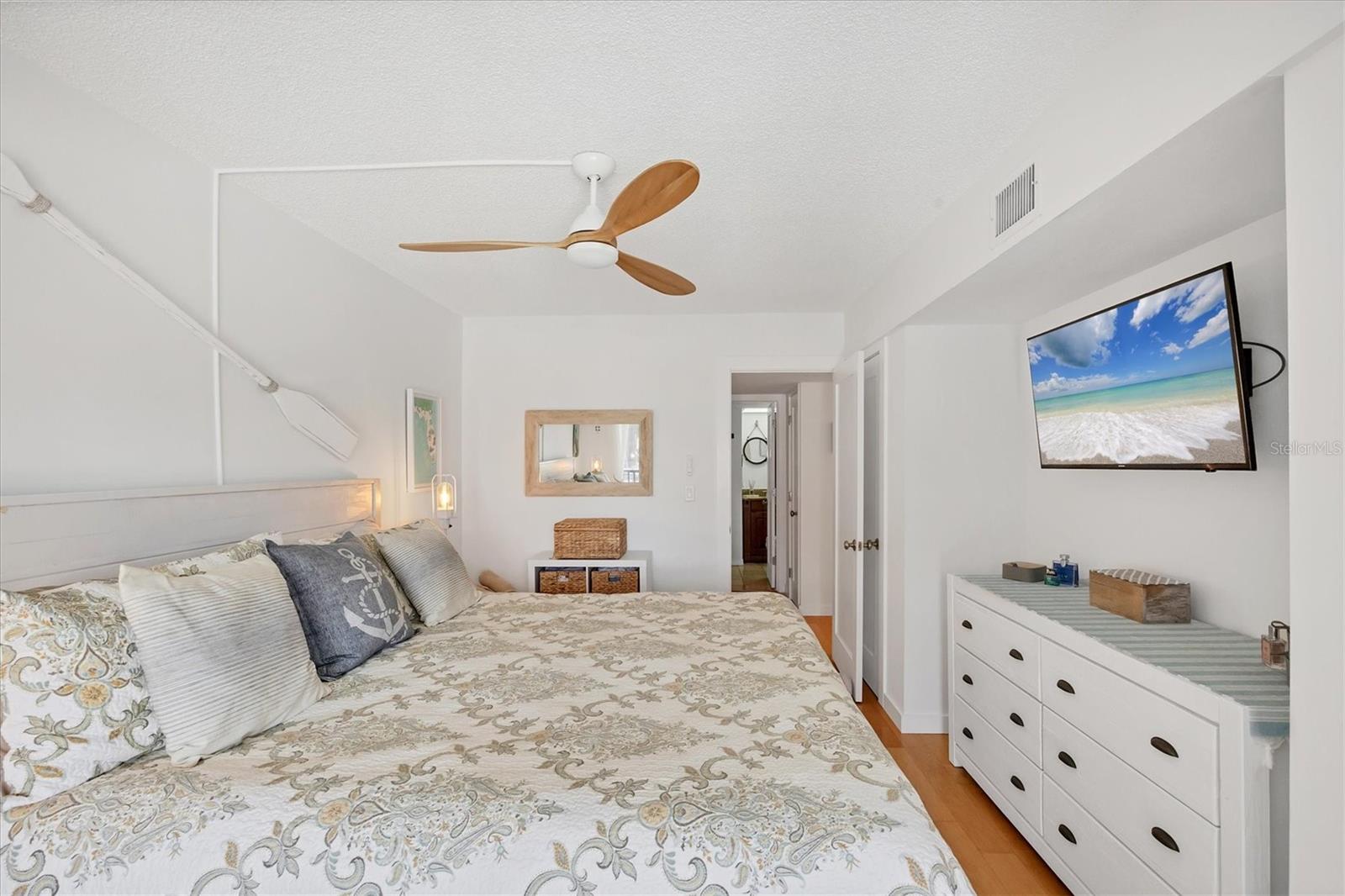 9200 MIDNIGHT PASS RD #24, SARASOTA, FL, 34242
