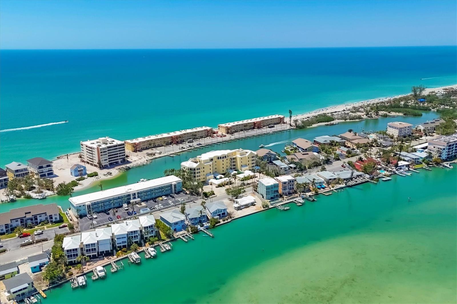 9200 MIDNIGHT PASS RD #24, SARASOTA, FL, 34242