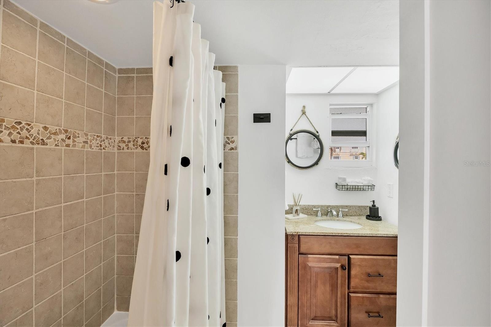 9200 MIDNIGHT PASS RD #24, SARASOTA, FL, 34242