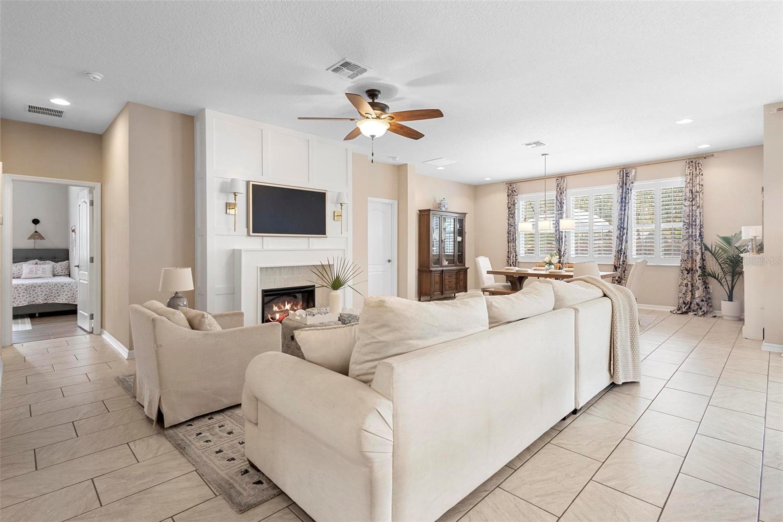 716 RIVIERA BELLA DR, DEBARY, FL, 32713