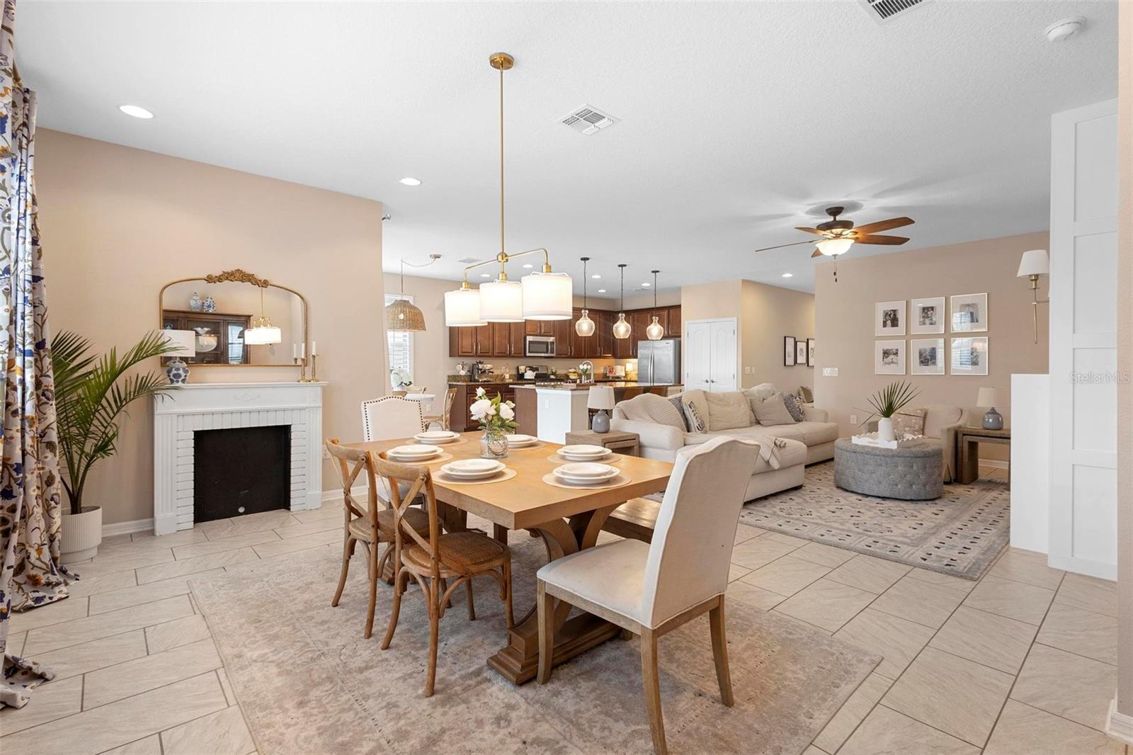 716 RIVIERA BELLA DR, DEBARY, FL, 32713