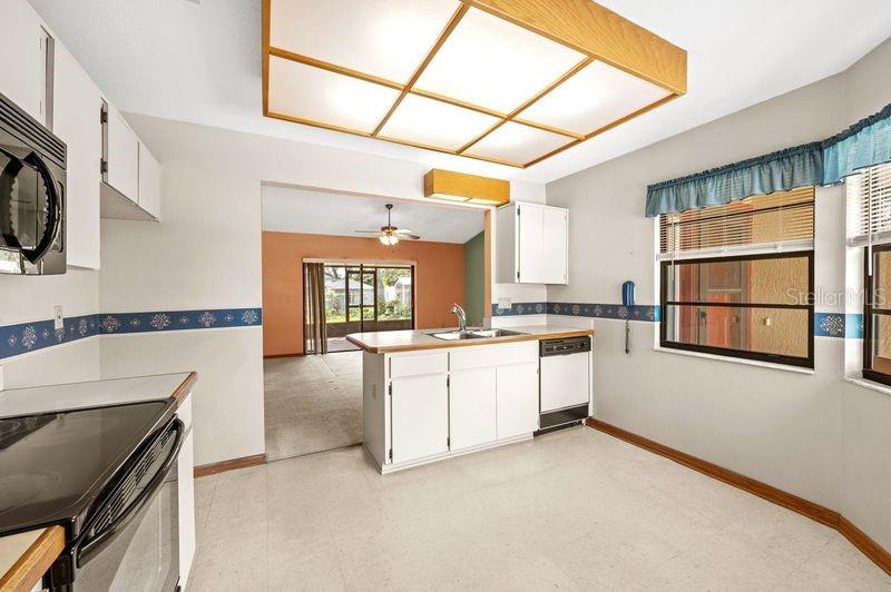 12050 LINDEN DR, SPRING HILL, FL, 34608