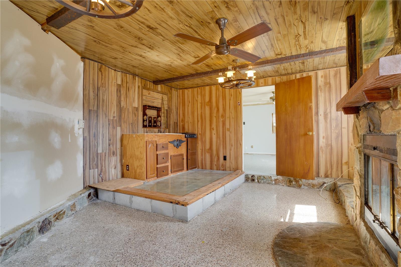5910 82ND TER N, PINELLAS PARK, FL, 33781