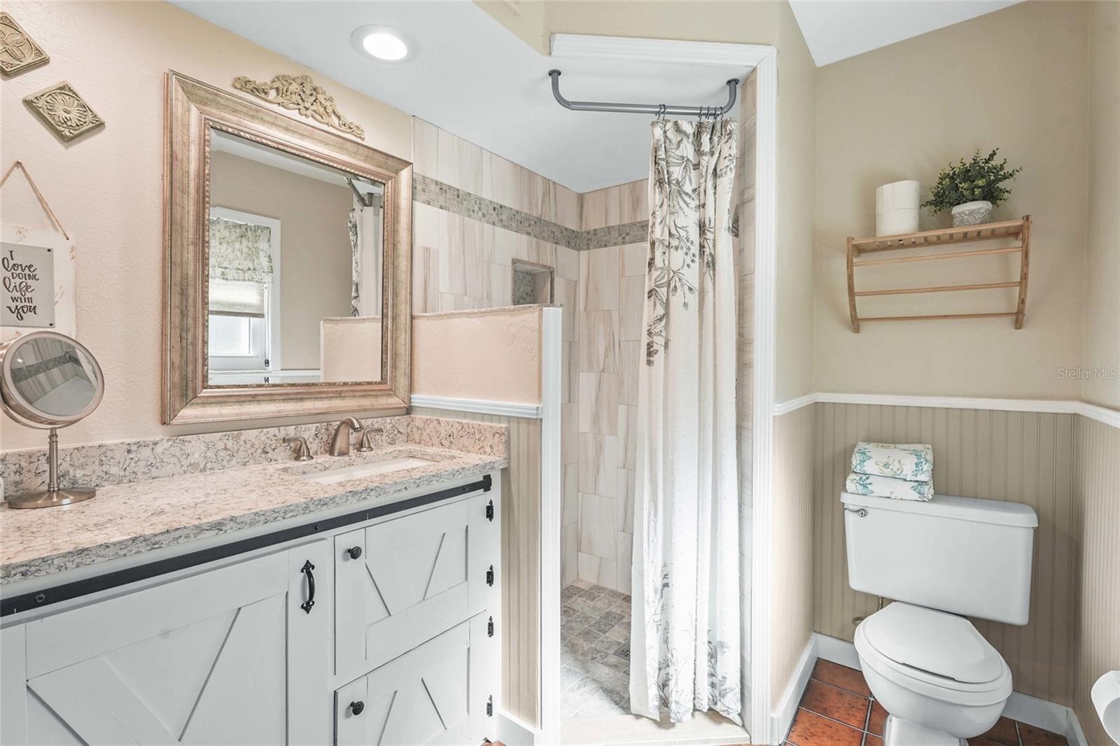 3401 KINGSWOOD DR, SARASOTA, FL, 34232