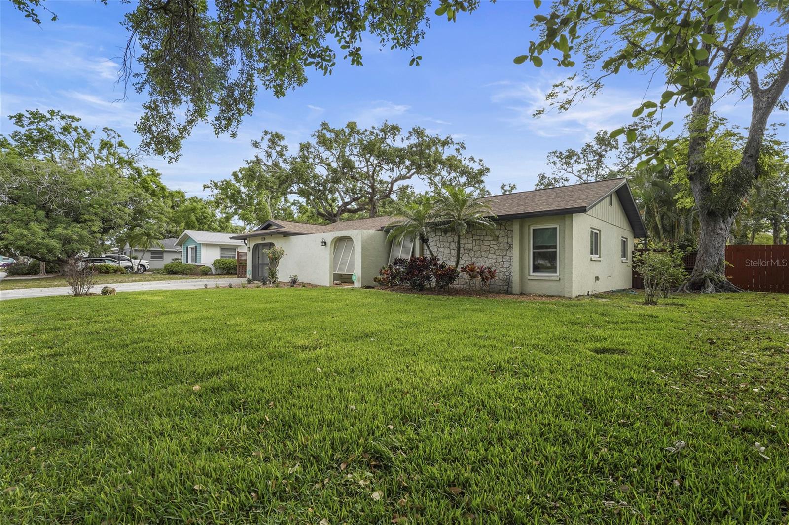 3401 KINGSWOOD DR, SARASOTA, FL, 34232