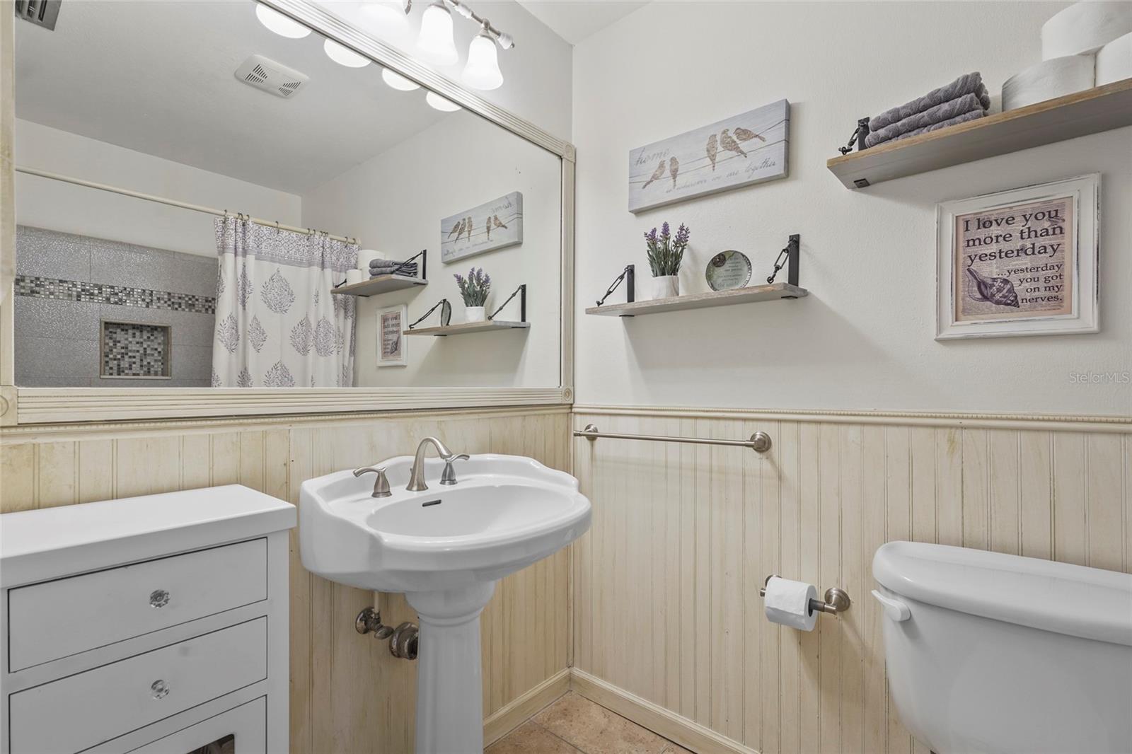 3401 KINGSWOOD DR, SARASOTA, FL, 34232