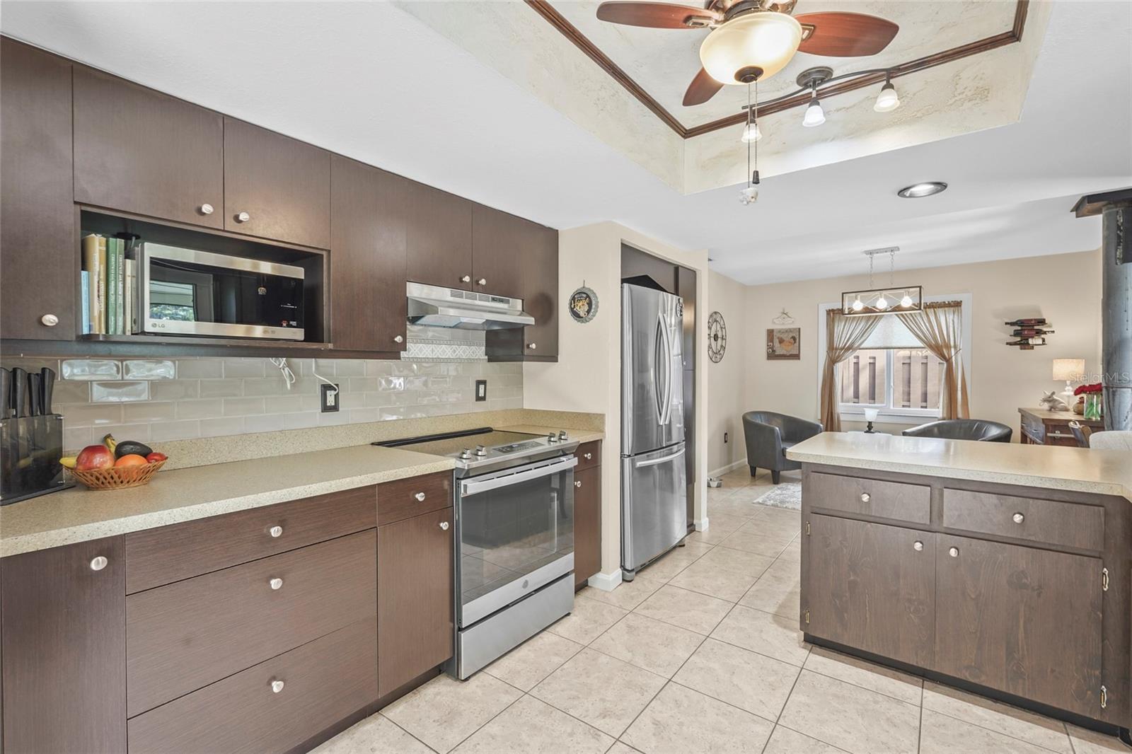 3401 KINGSWOOD DR, SARASOTA, FL, 34232