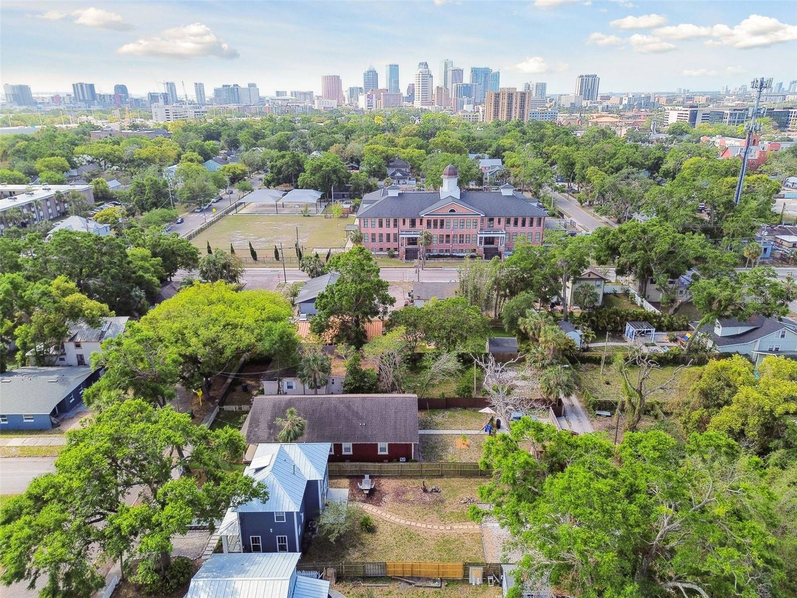 2712 N JEFFERSON ST, TAMPA, FL, 33602