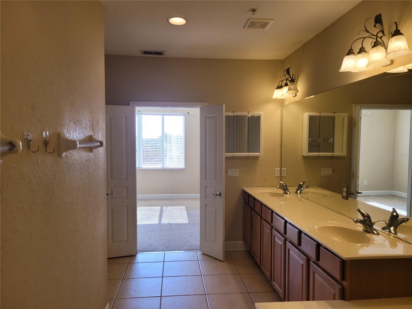 6240 MIRAMONTE DR #102, ORLANDO, FL, 32835