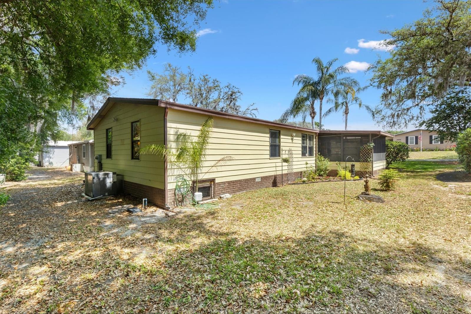 1639 W SCHWARTZ BLVD, THE VILLAGES, FL, 32159