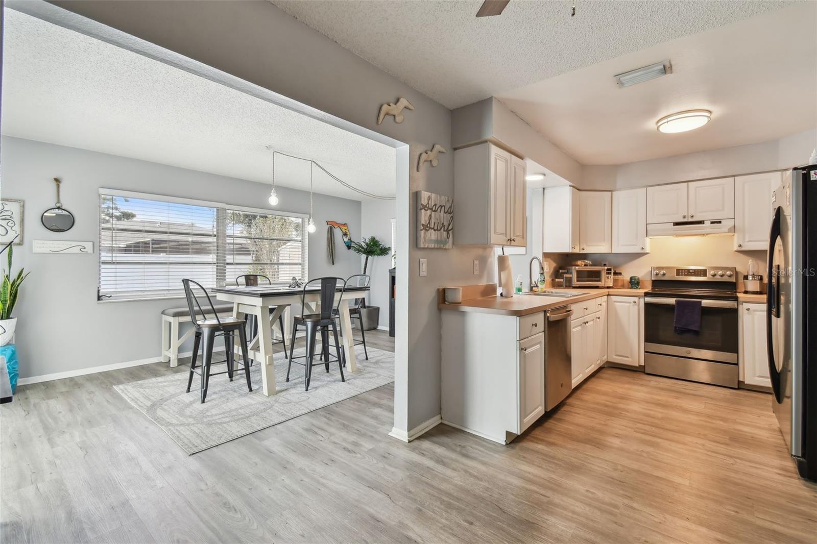 1930 GROVELAND RD, PALM HARBOR, FL, 34683