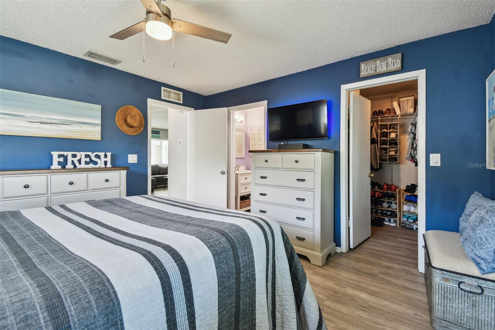 1930 GROVELAND RD, PALM HARBOR, FL, 34683