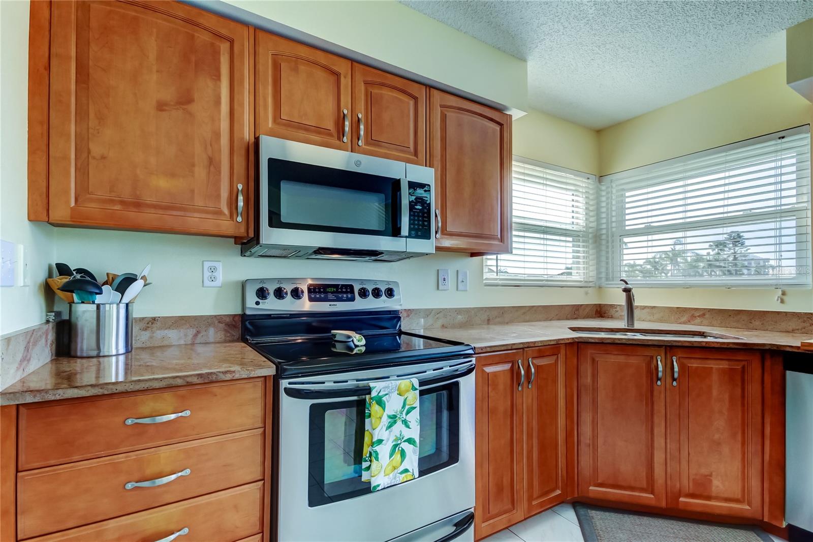 6191 BAHIA DEL MAR BLVD #208, ST PETERSBURG, FL, 33715