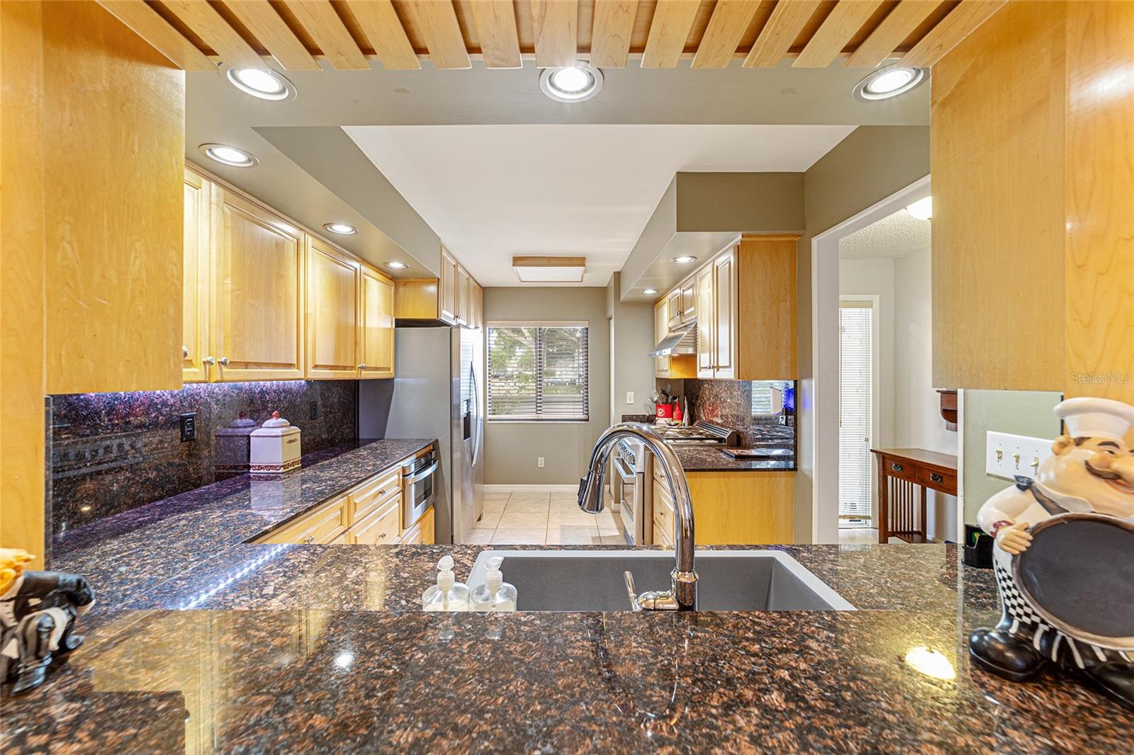 2042 SE 37TH COURT CIRCLE CIR, OCALA, FL, 34471