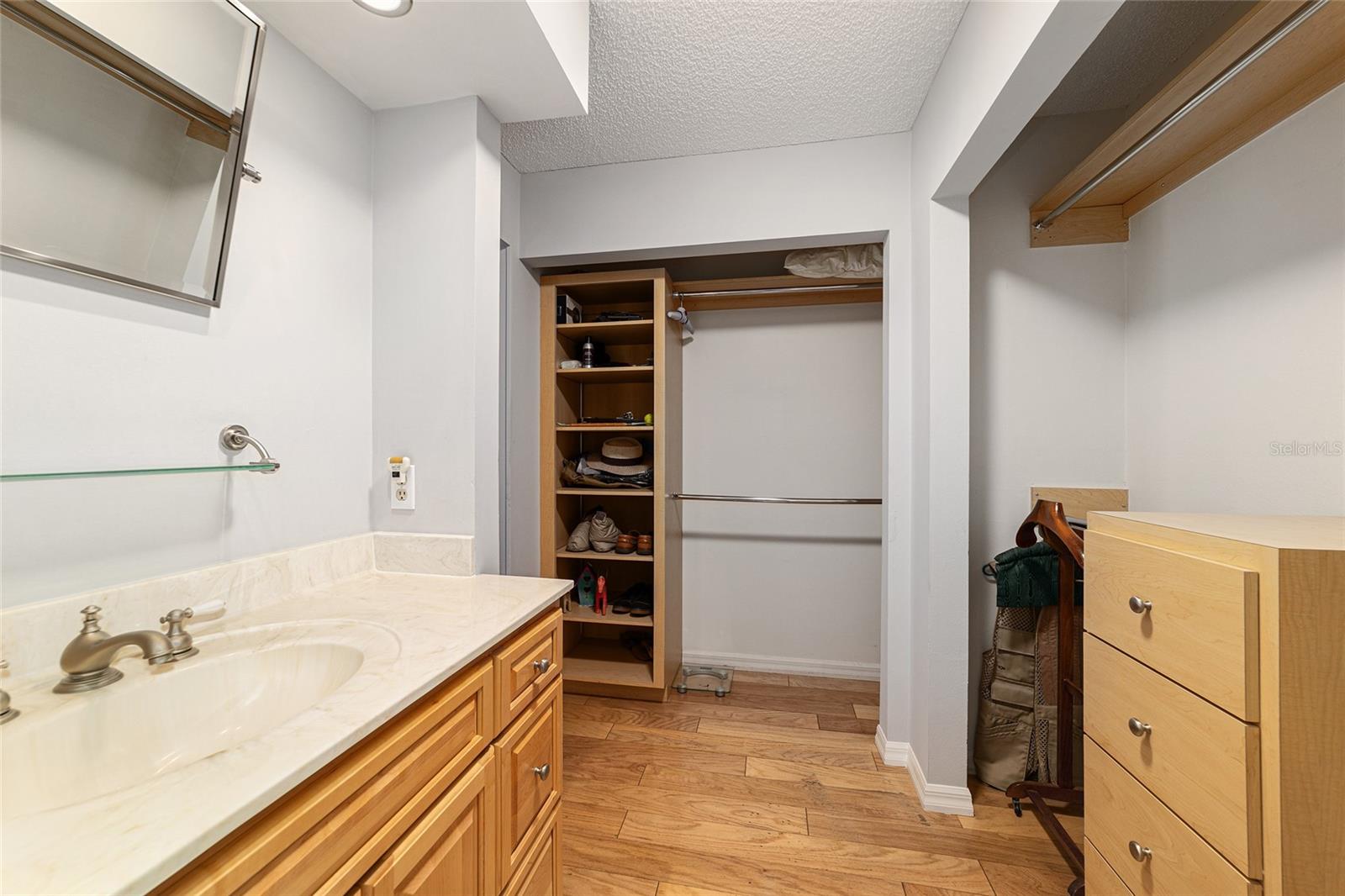 2042 SE 37TH COURT CIRCLE CIR, OCALA, FL, 34471