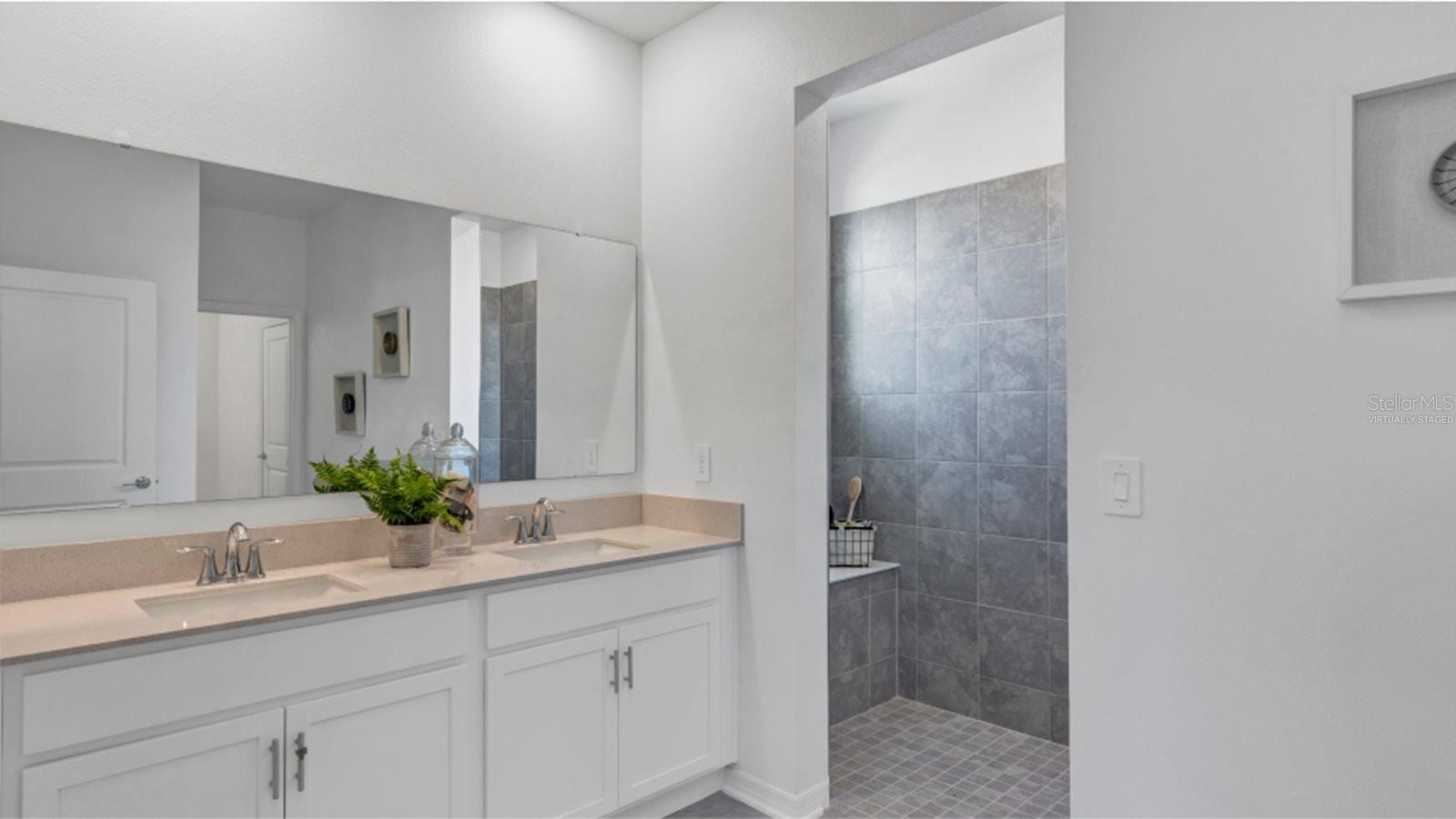611 TERRAPIN DR, DEBARY, FL, 32713