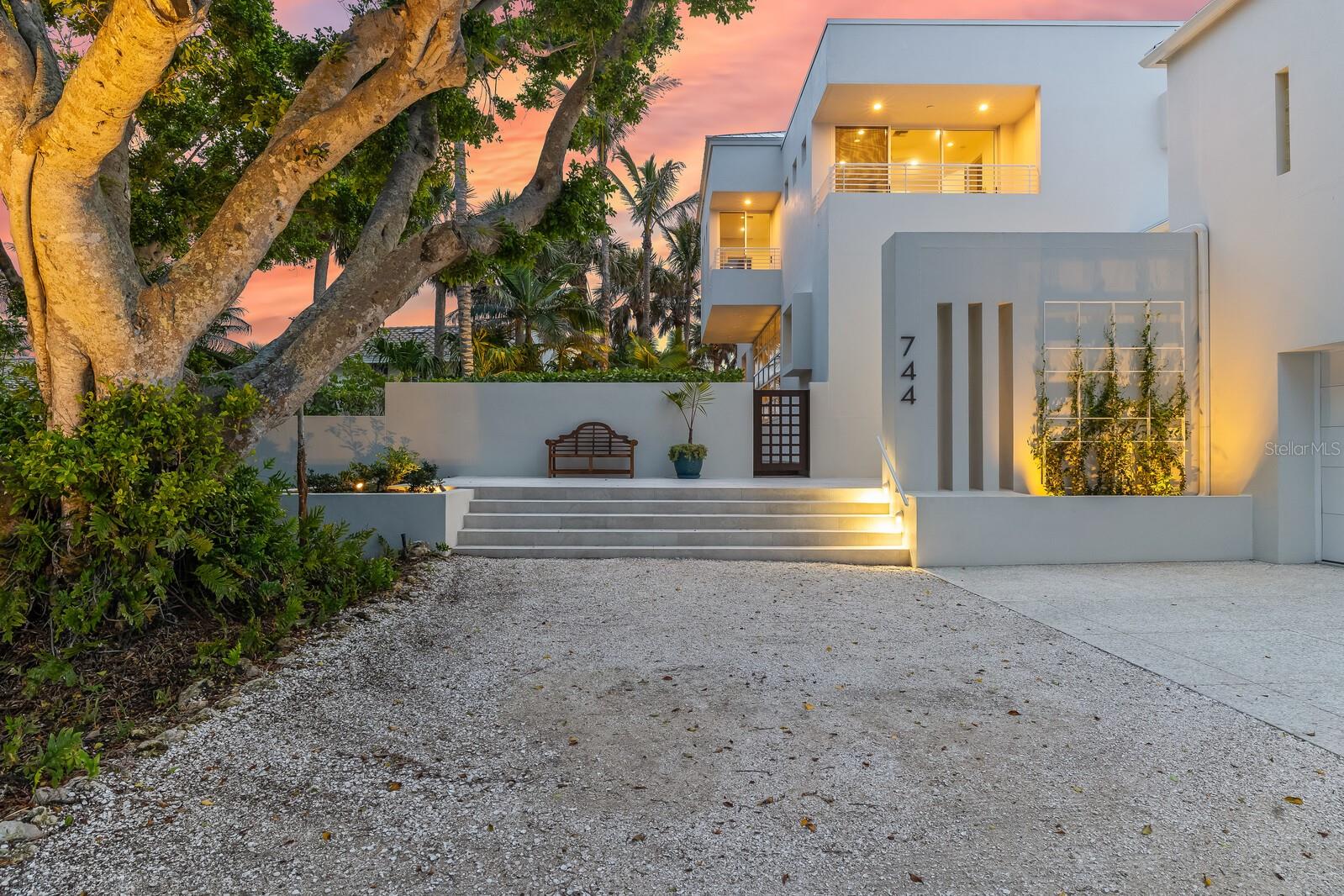 744 N MANASOTA KEY RD, ENGLEWOOD, FL, 34223