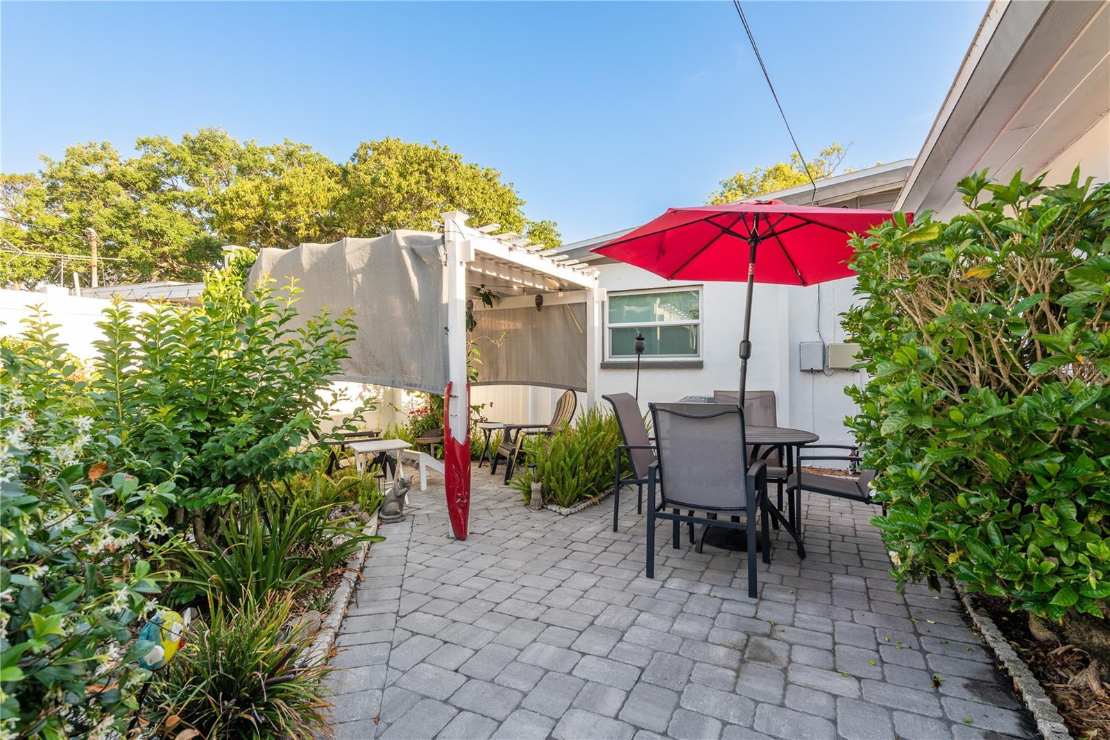438 39TH AVE N, ST PETERSBURG, FL, 33703