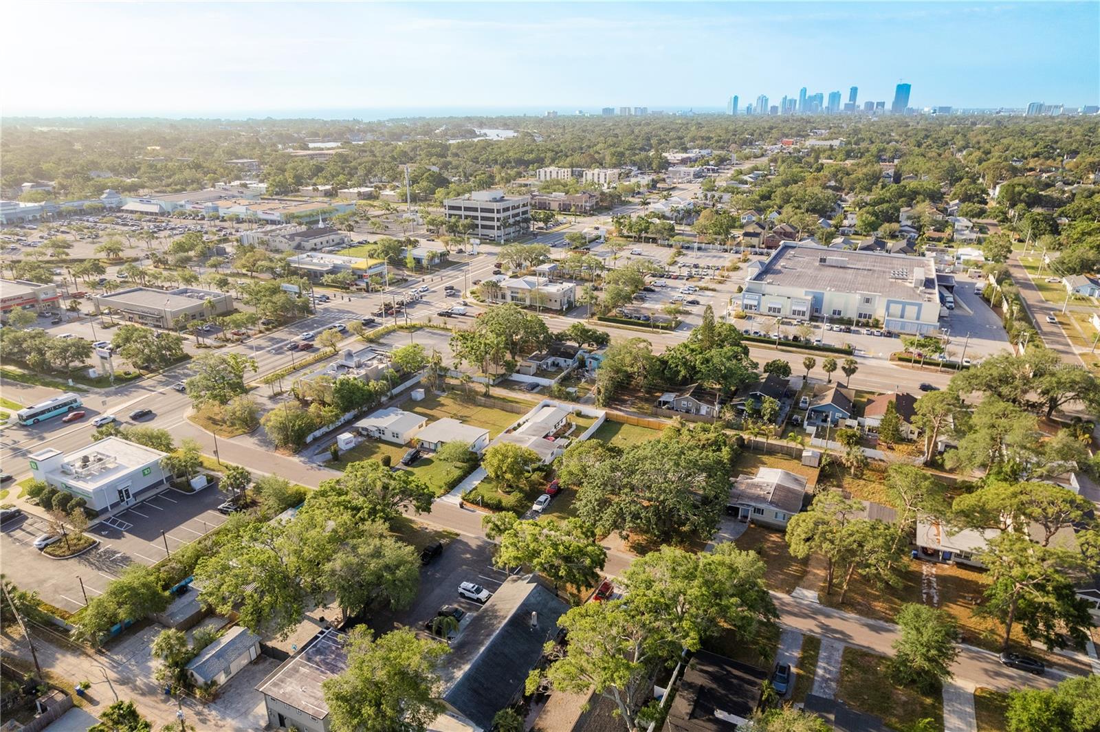 438 39TH AVE N, ST PETERSBURG, FL, 33703