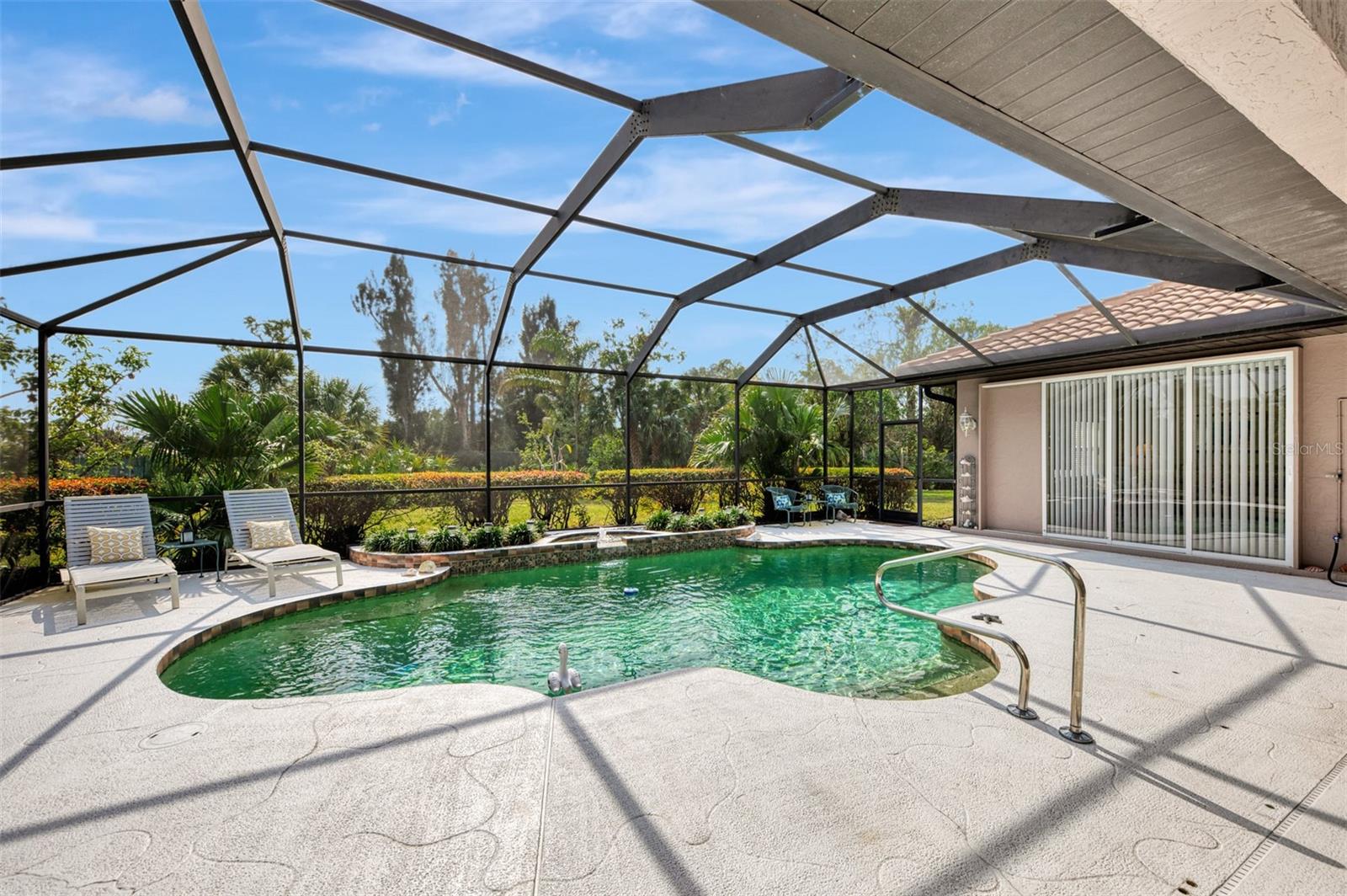 910 PARK PLACE DR, ENGLEWOOD, FL, 34223