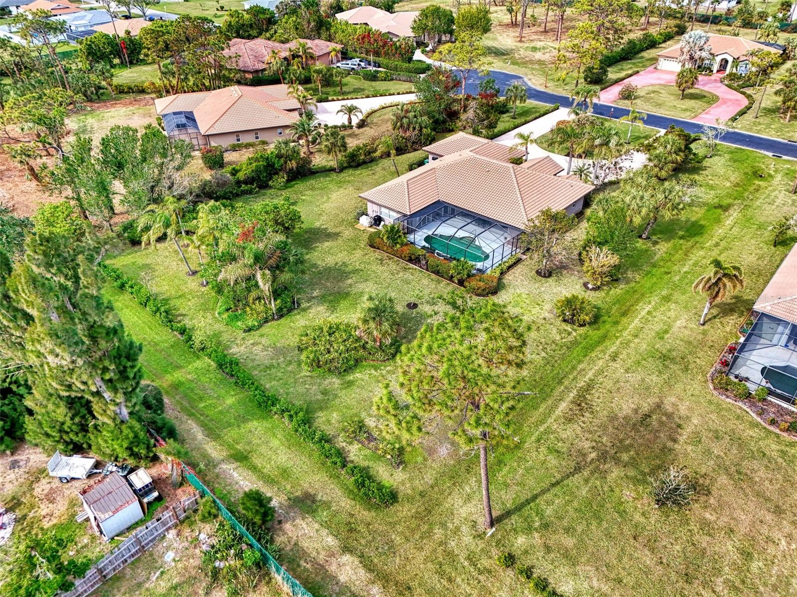910 PARK PLACE DR, ENGLEWOOD, FL, 34223