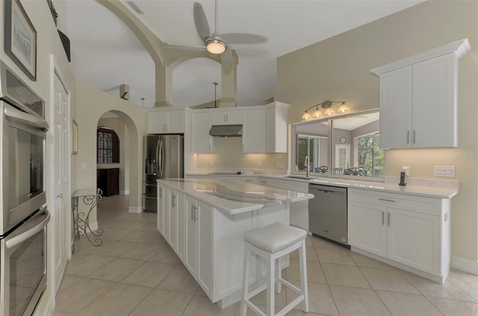 910 PARK PLACE DR, ENGLEWOOD, FL, 34223