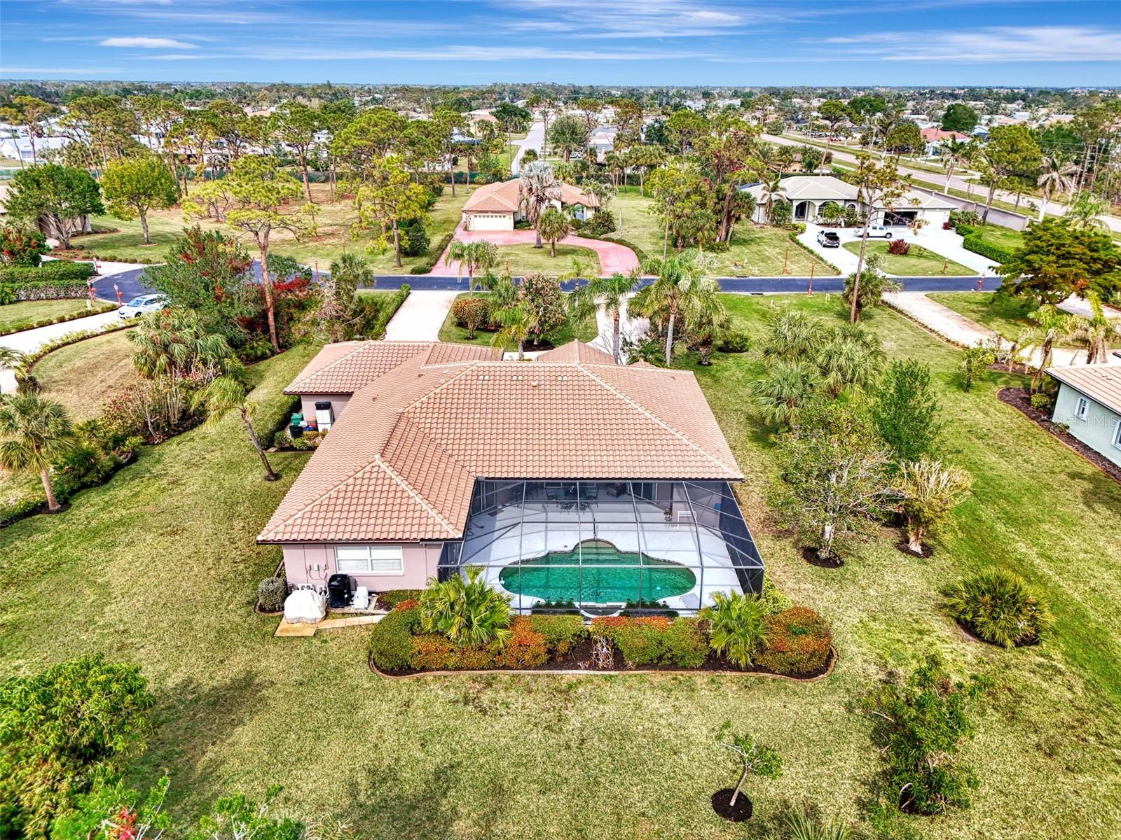 910 PARK PLACE DR, ENGLEWOOD, FL, 34223